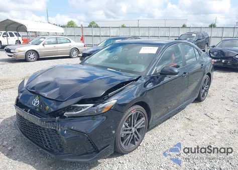 2025 Toyota Camry Xse z USA, uszkodzony, nr VIN 4T1DAACK5SU580886